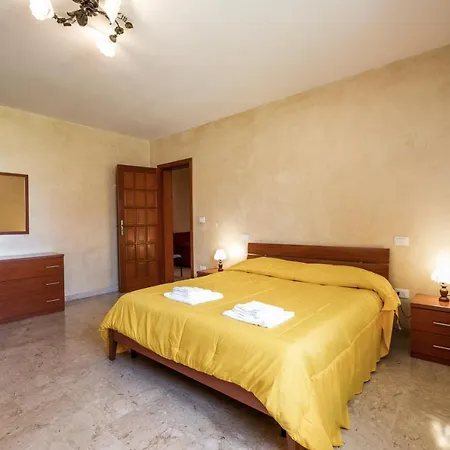 Casa In Via Veneto 公寓